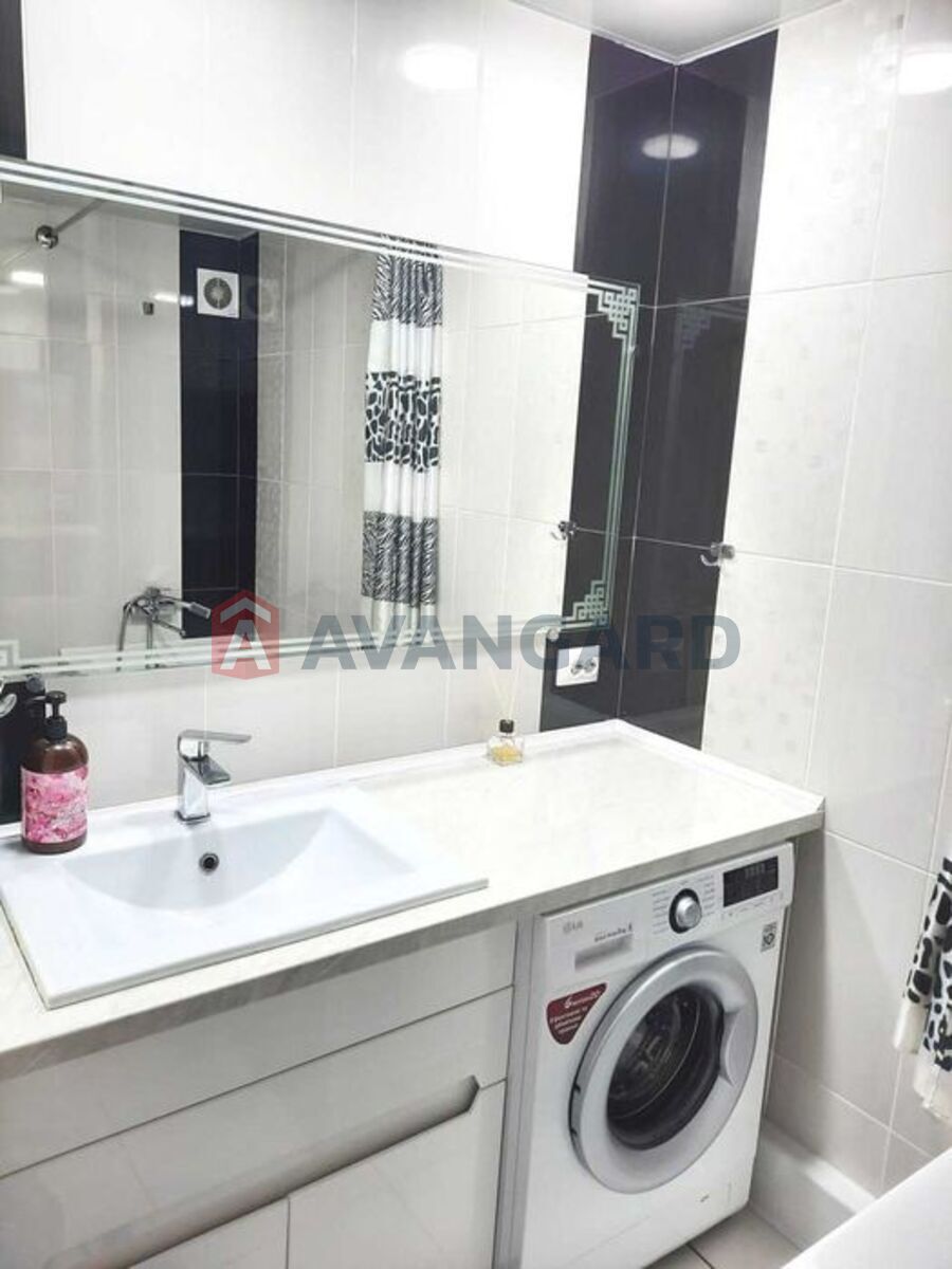 2 ��. ��������, 42/-/6 ��. �., 3/5 ������ ���� 5