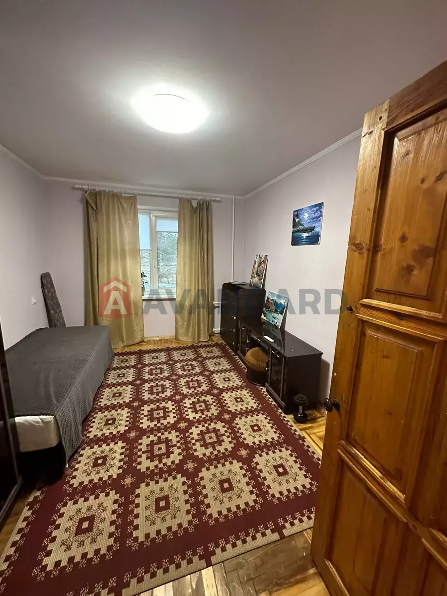 3 ��. ��������, 64/-/7 ��. �., 1/9 ������ ���� 10