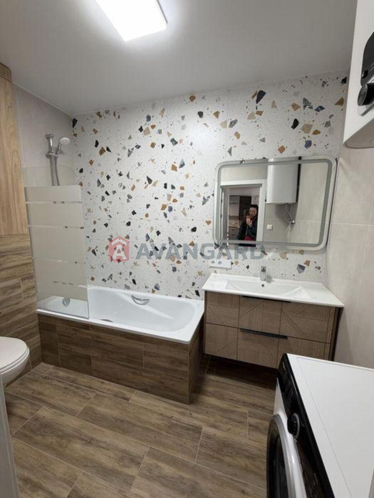 2 ��. ��������, 76/-/26 ��. �., 11/18 ������ ���� 6