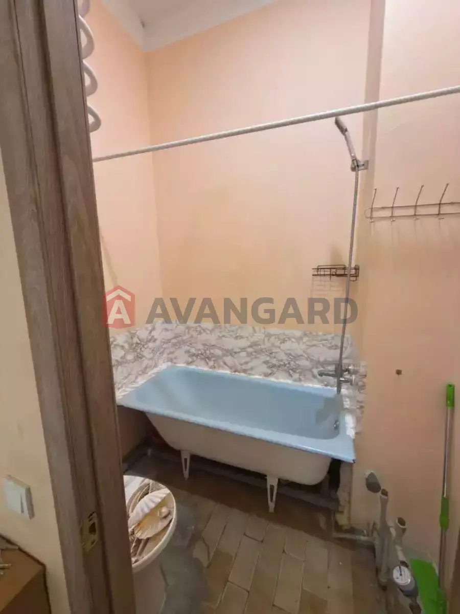 3 ��. ��������, 52/-/- ��. �., 2/2 ������ ���� 10