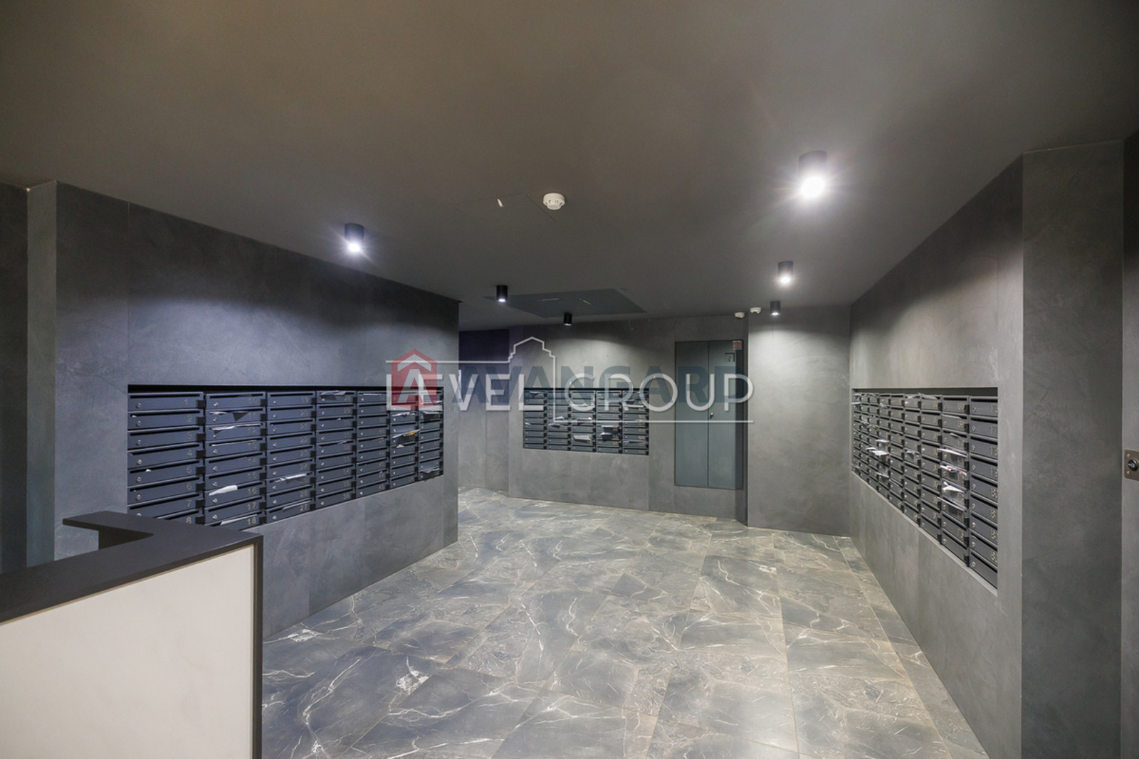 3 ��. ��������, 118/52/40 ��. �., 11/24 ������ ���� 16