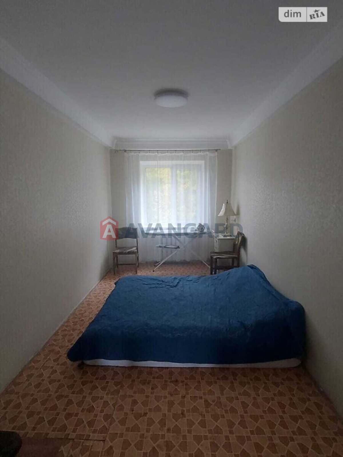 4 ��. ��������, 67/-/- ��. �., 4/5 ������ ���� 5