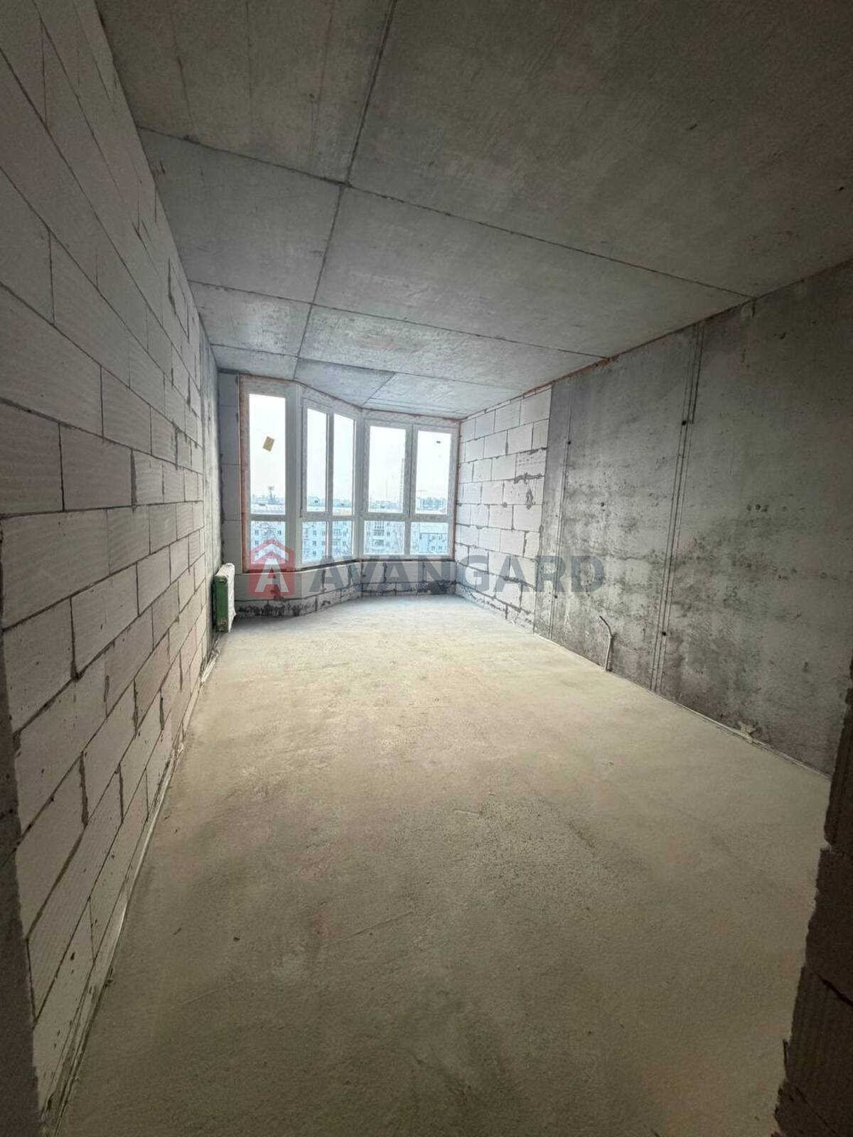 3 ����. ��������, 109,68/50,98/11,68 ��. �., 5/17 ���� ���� 7