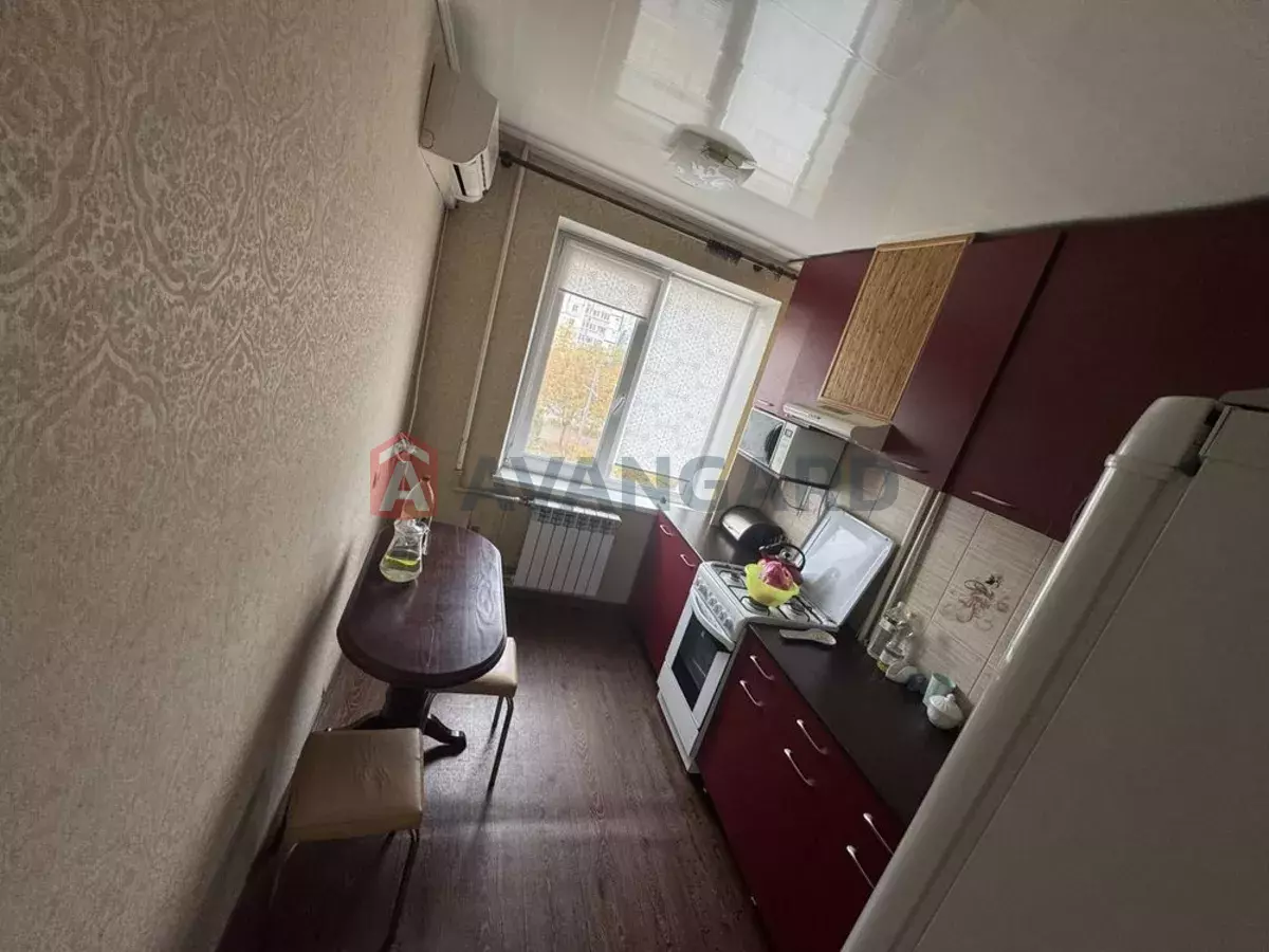 2 . , 44/-/7 . ., 4/10   2