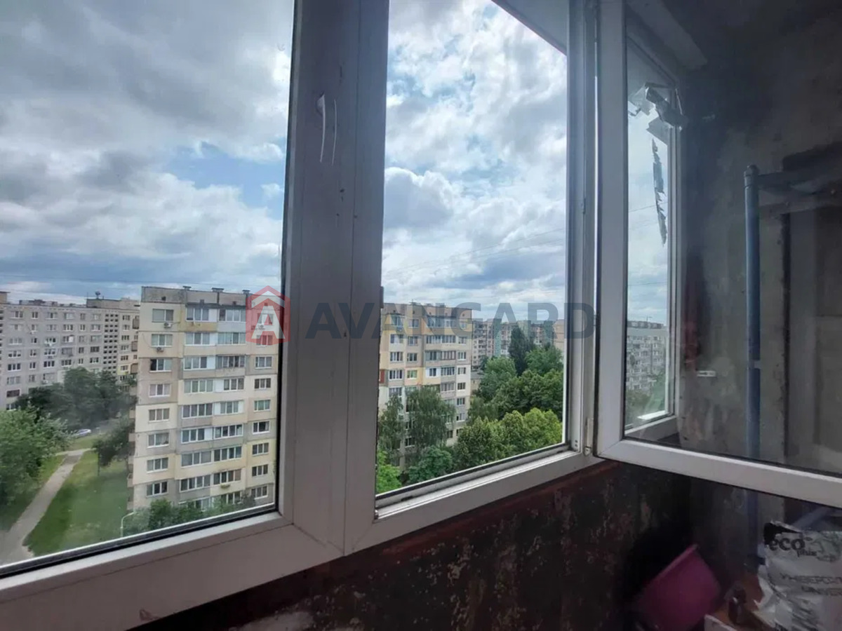 1 ��. ��������, 38/-/8 ��. �., 9/9 ������ ���� 1