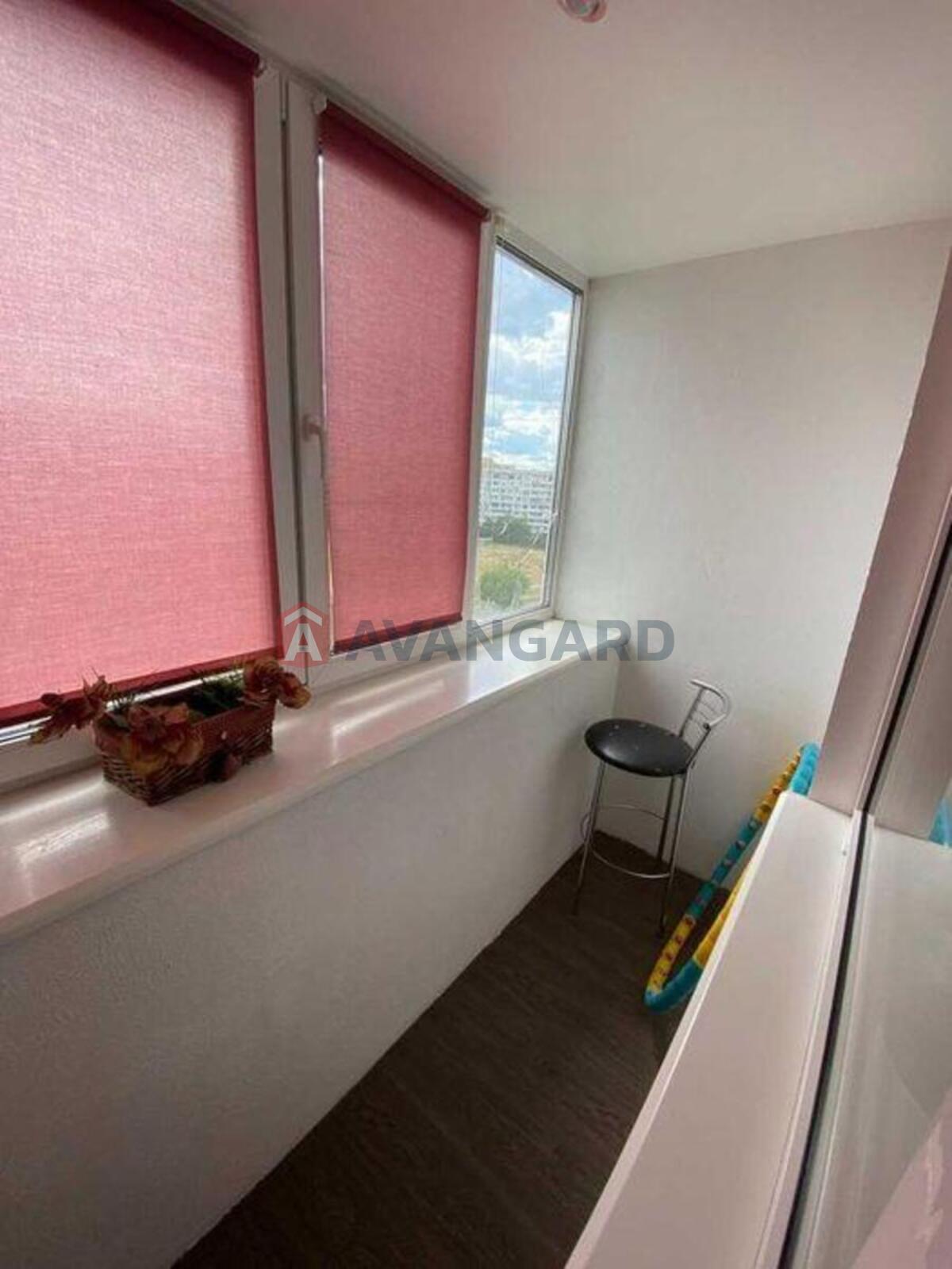 2 ����. ��������, 55/-/9 ��. �., 8/9 ���� ���� 18