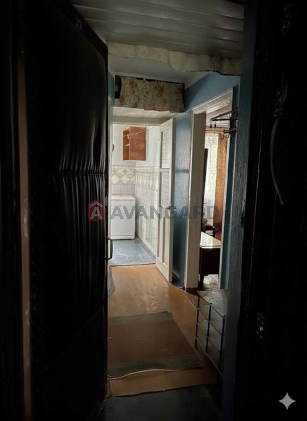 1 ��. ��������, 28/-/5 ��. �., 2/5 ������ ���� 3