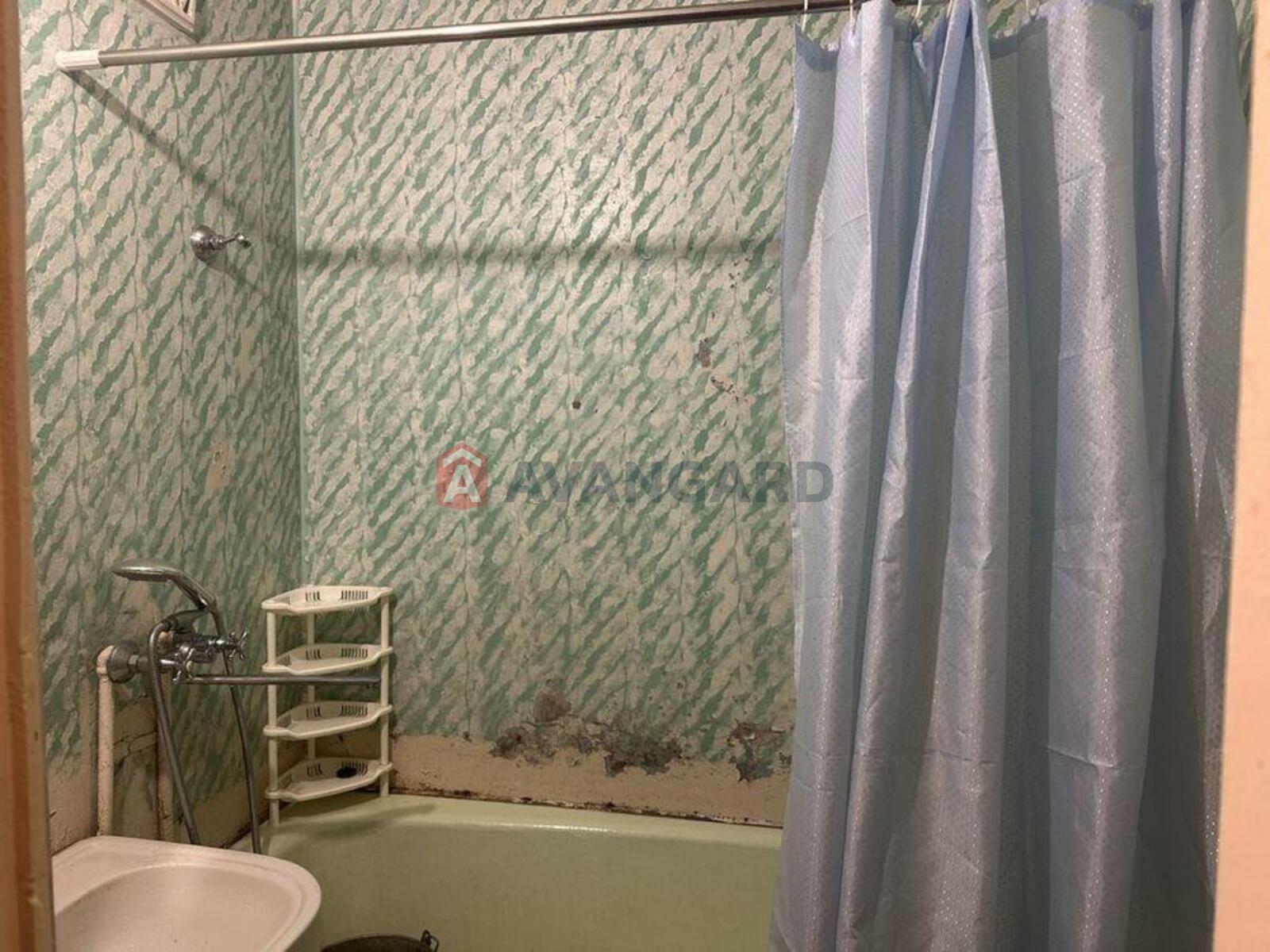 1 ��. ��������, 31/-/7 ��. �., 2/9 ������ ���� 4