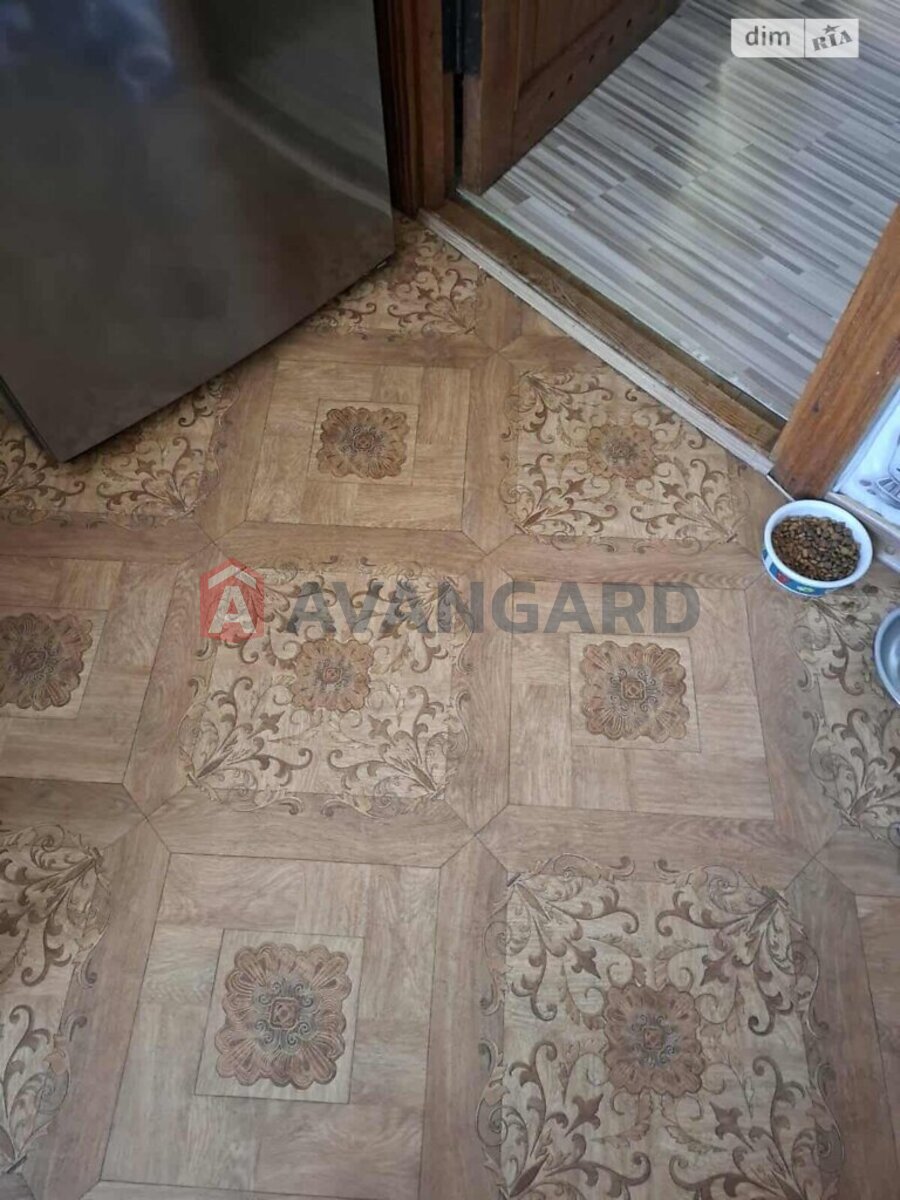 2 ��. ��������, 50/30/8 ��. �., 8/10 ������ ���� 12