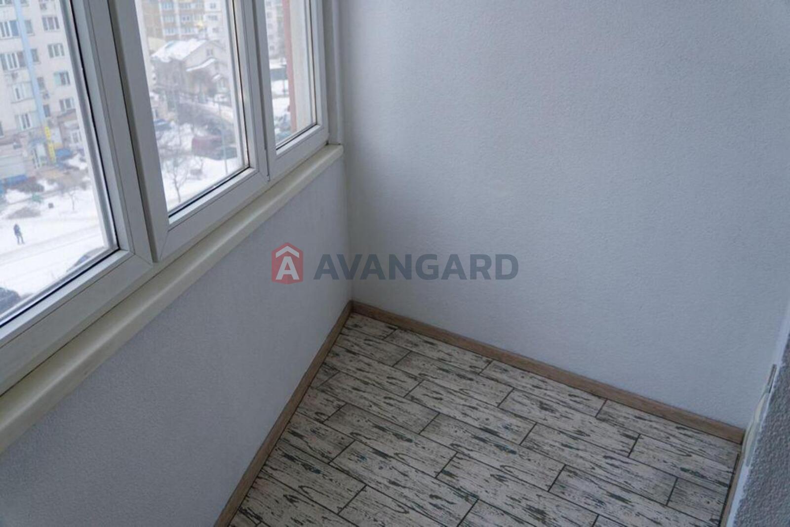 1 ��. ��������, 53/-/14 ��. �., 6/24 ������ ���� 16