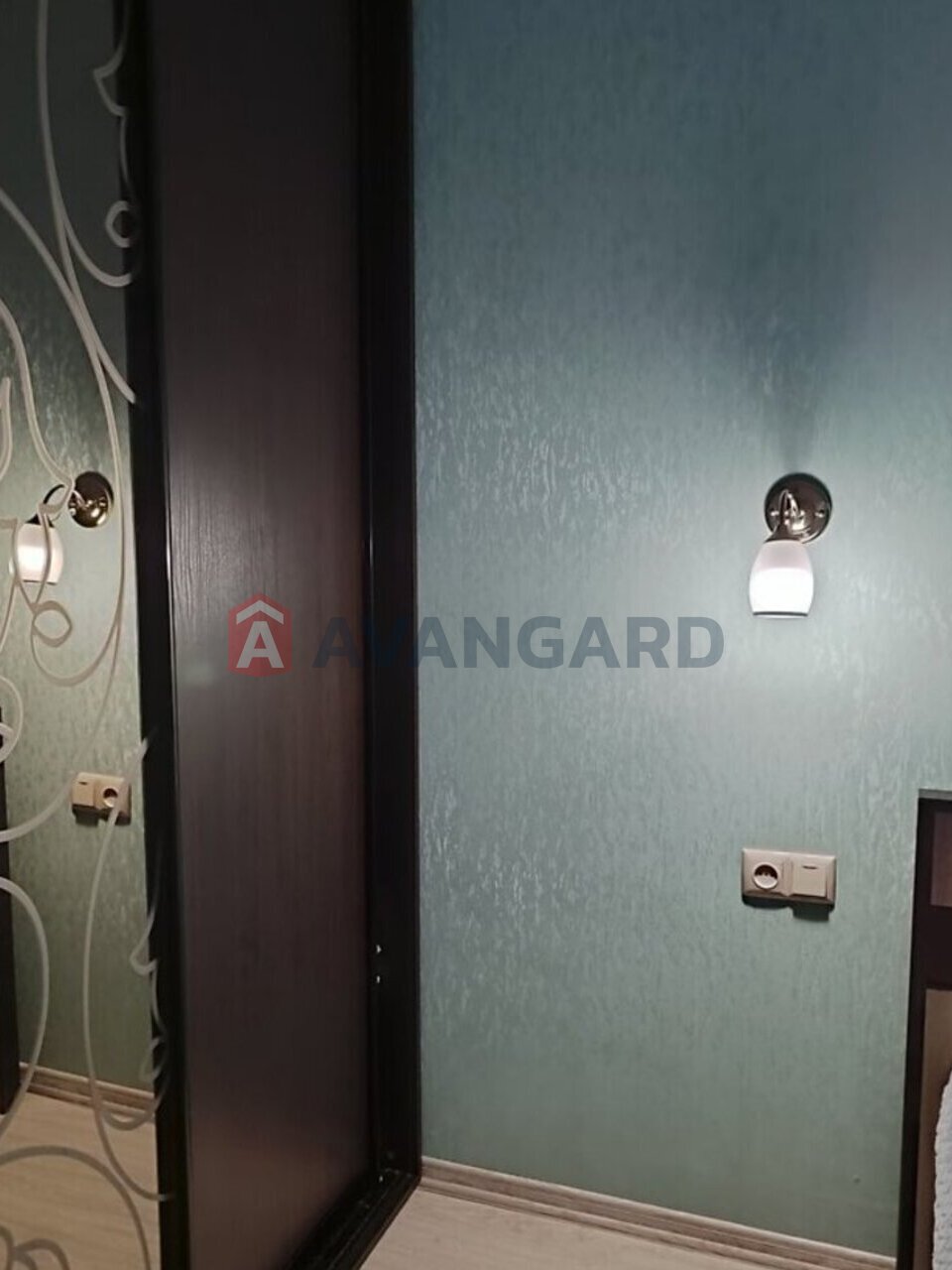 2 ��. ��������, 50/28/8 ��. �., 6/9 ������ ���� 3