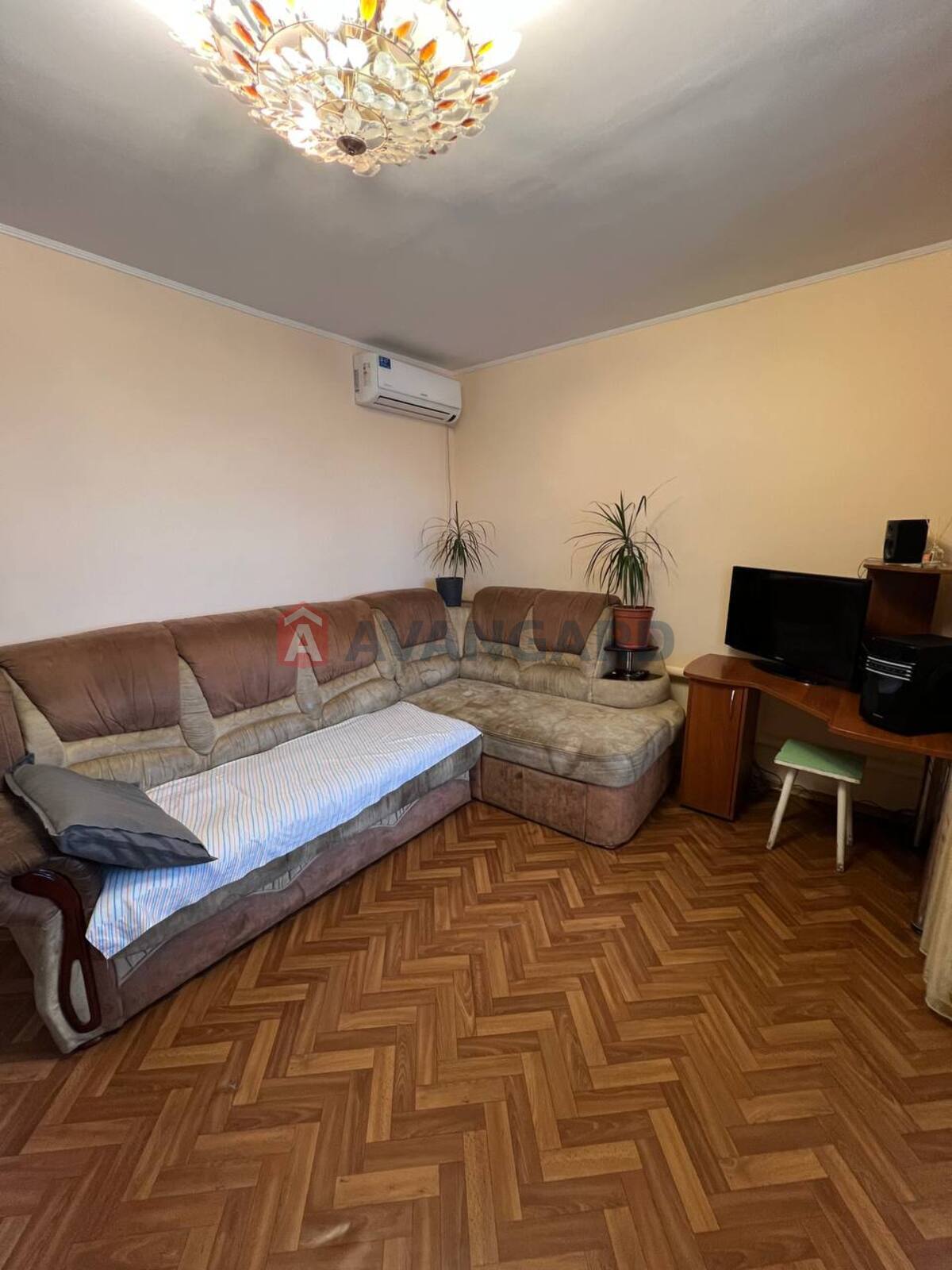 2 ��. ��������, 51/32/9 ��. �., 6/14 ������ ���� 14