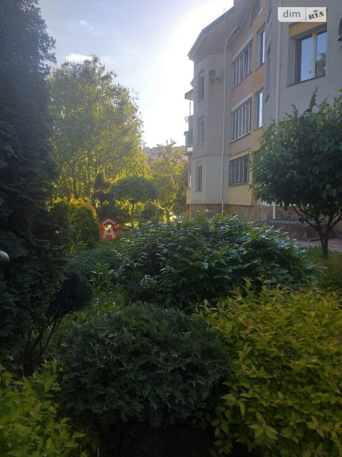 4 ��. ��������, 156/107/15 ��. �., 3/4 ������ ���� 4