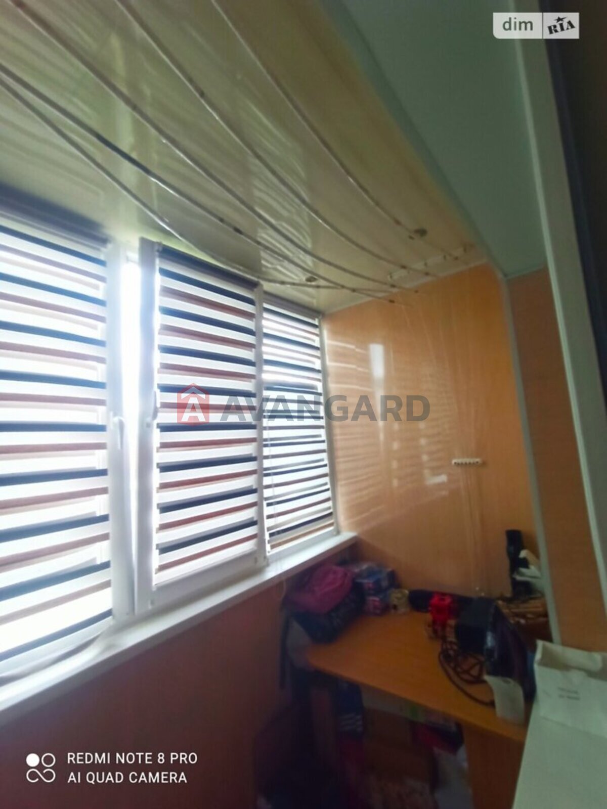 1 ��. ��������, 44/18/9 ��. �., 7/9 ������ ���� 17