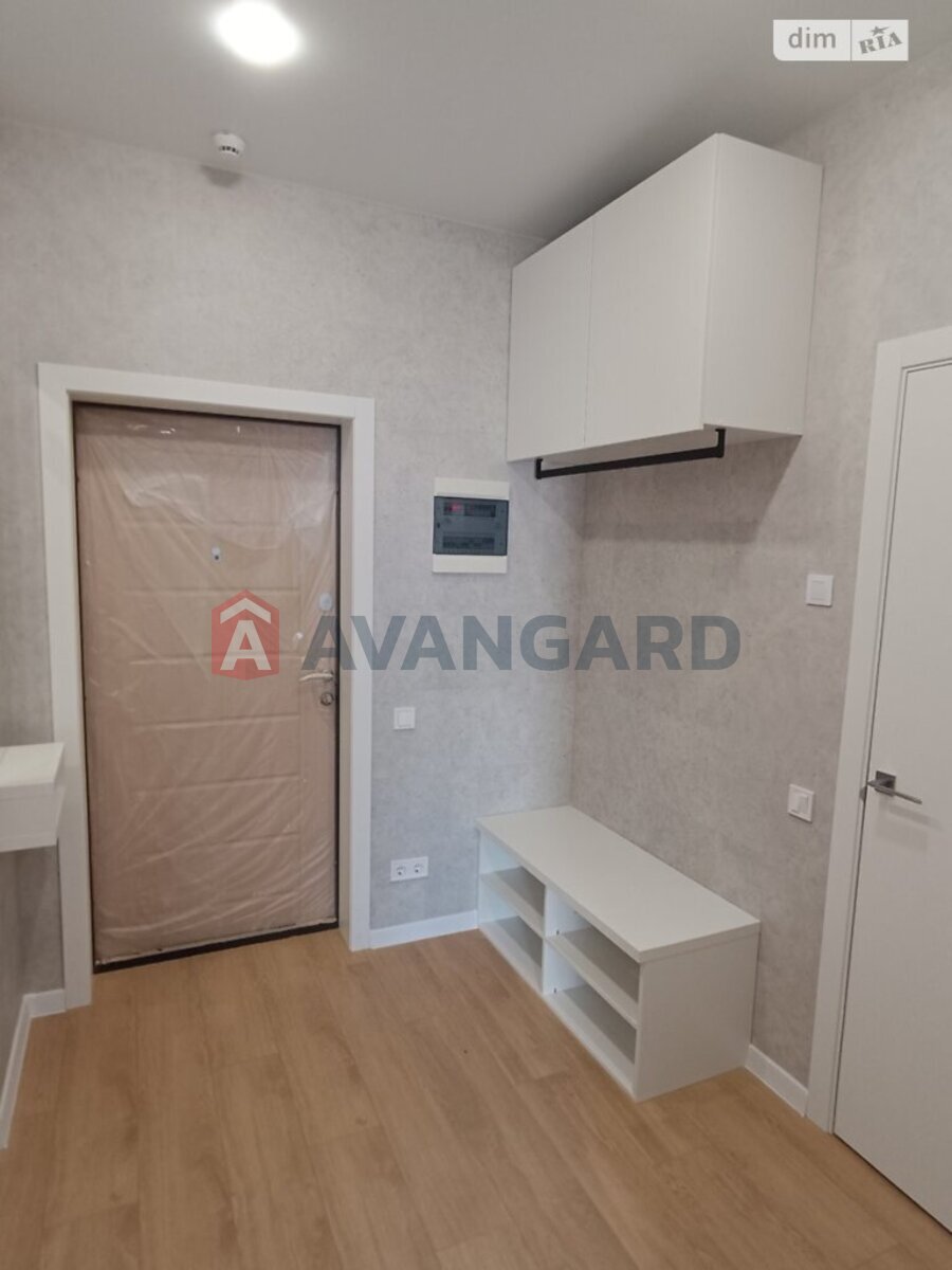 1 . , 41/13/14 . ., 14/19   8