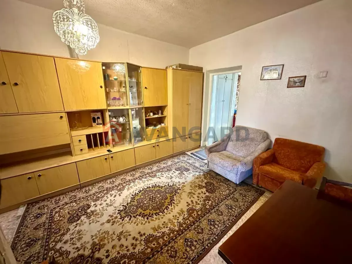 2 ��. ��������, 40/25/6 ��. �., 2/3 ������ ���� 4