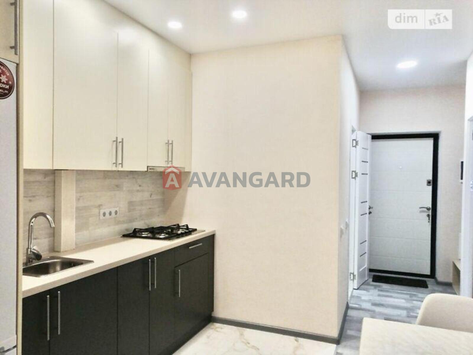 1 ��. ��������, 34/15/8 ��. �., 1/11 ������ ���� 12