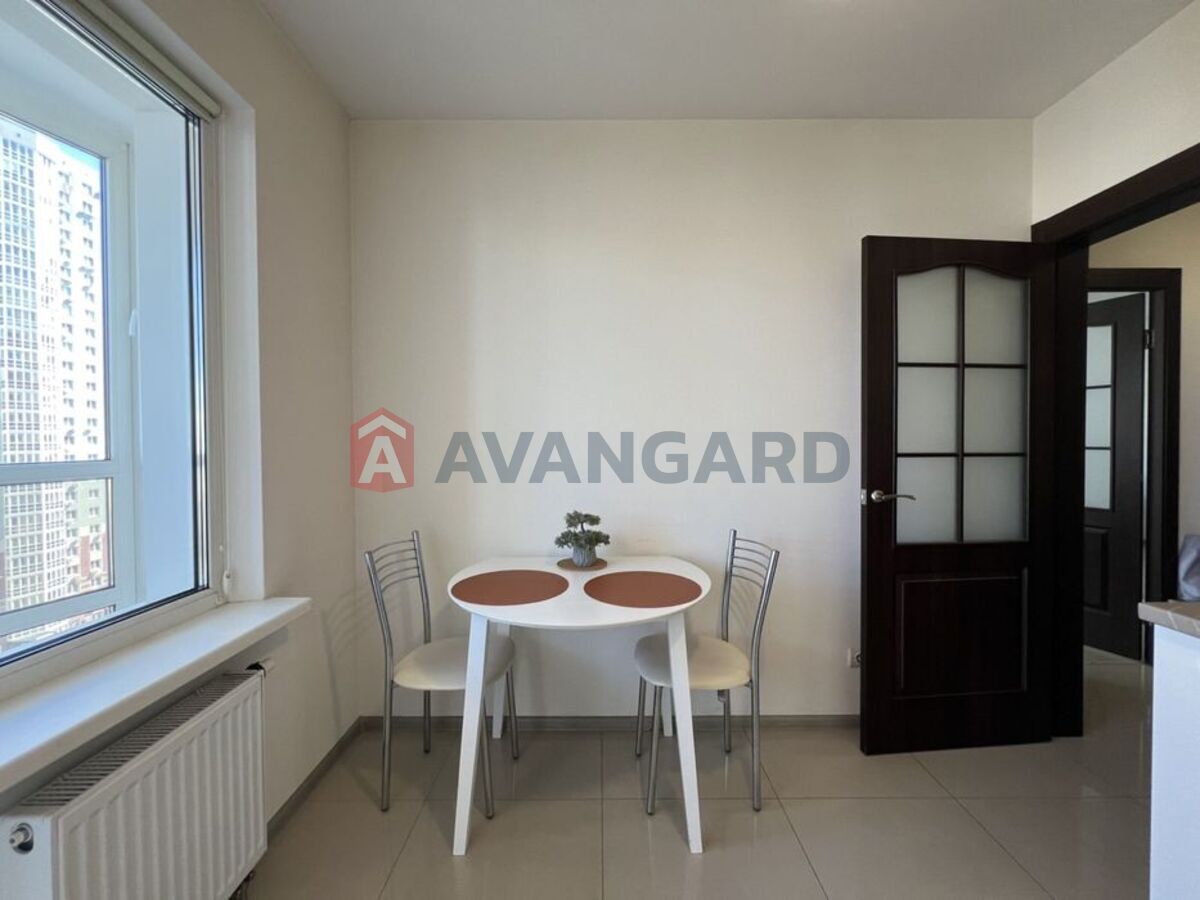 1 ����. ��������, 37/-/9 ��. �., 11/25 ���� ���� 4