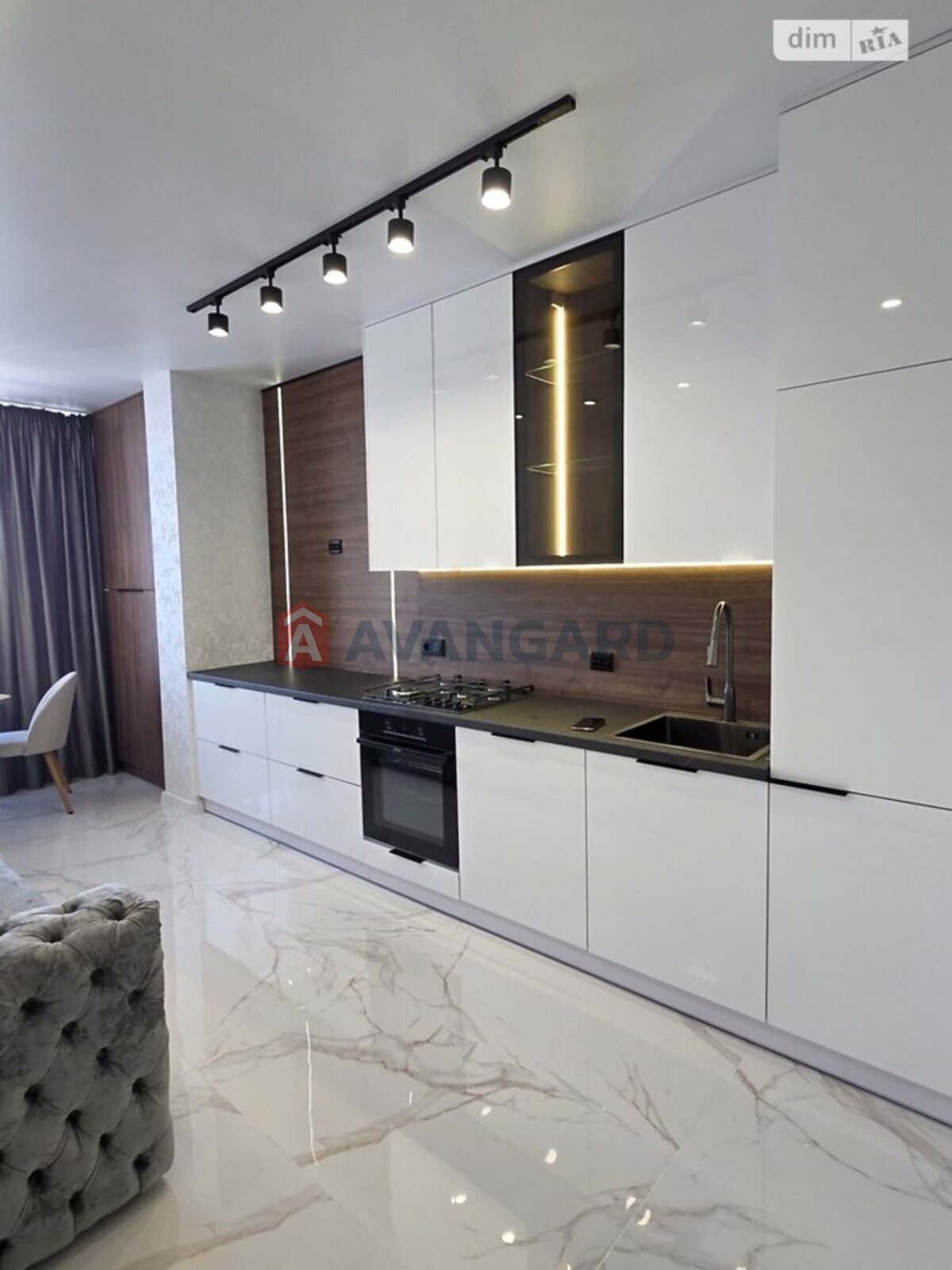 1 ��. ��������, 43/17/16 ��. �., 10/15 ������ ���� 1