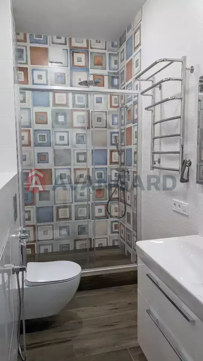3 ����. ��������, 71/-/8 ��. �., 17/20 ���� ���� 11