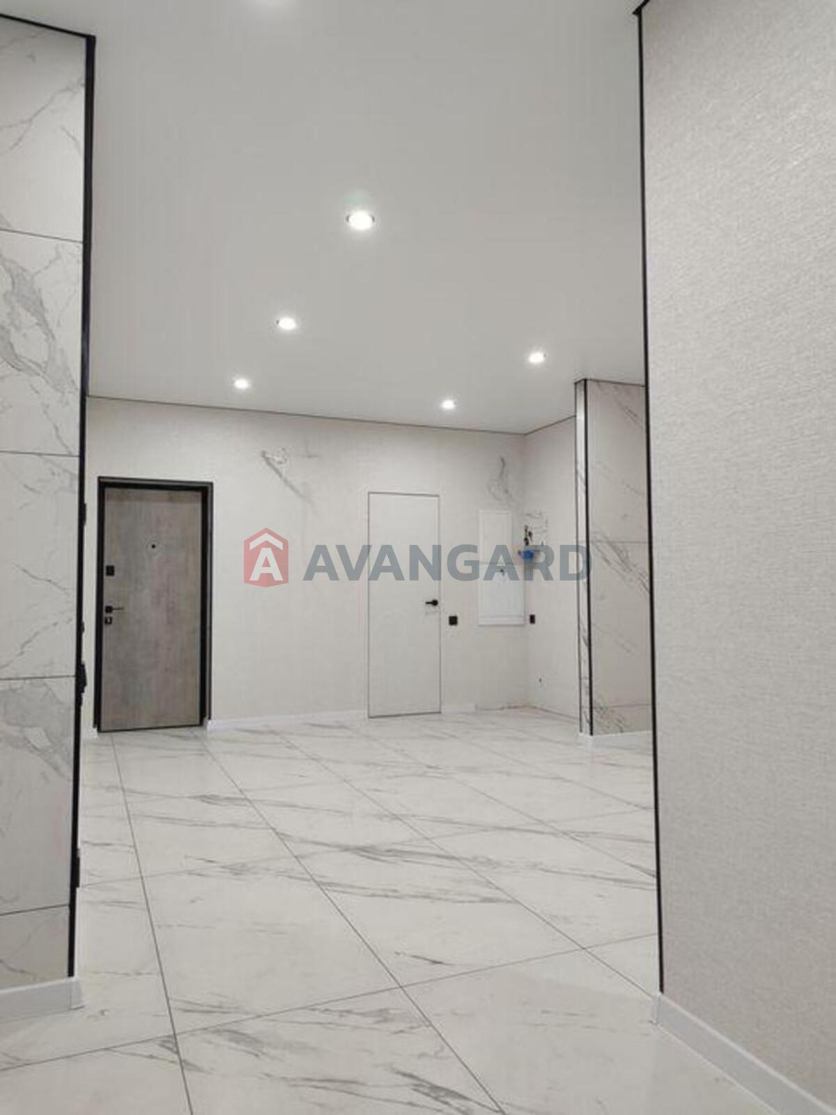 1 ��. ��������, 42/-/10 ��. �., 4/4 ������ ���� 6