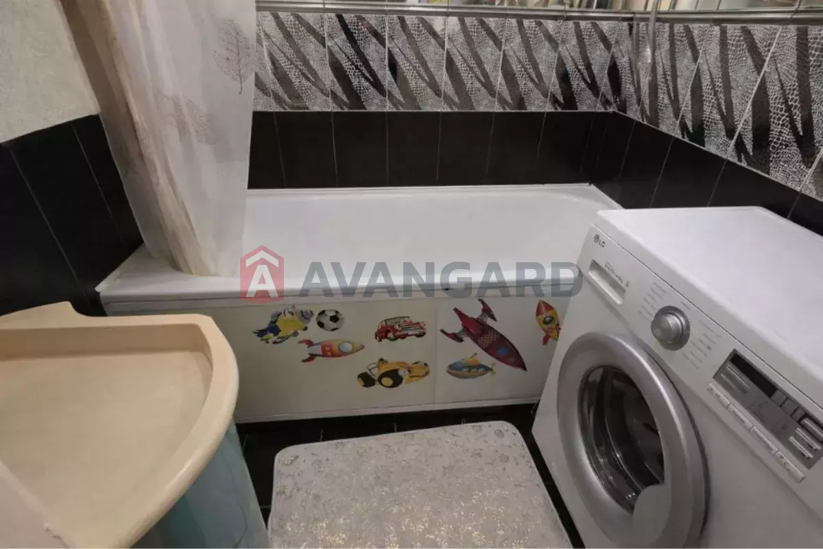 3 ��. ��������, 65/-/10 ��. �., 2/9 ������ ���� 8