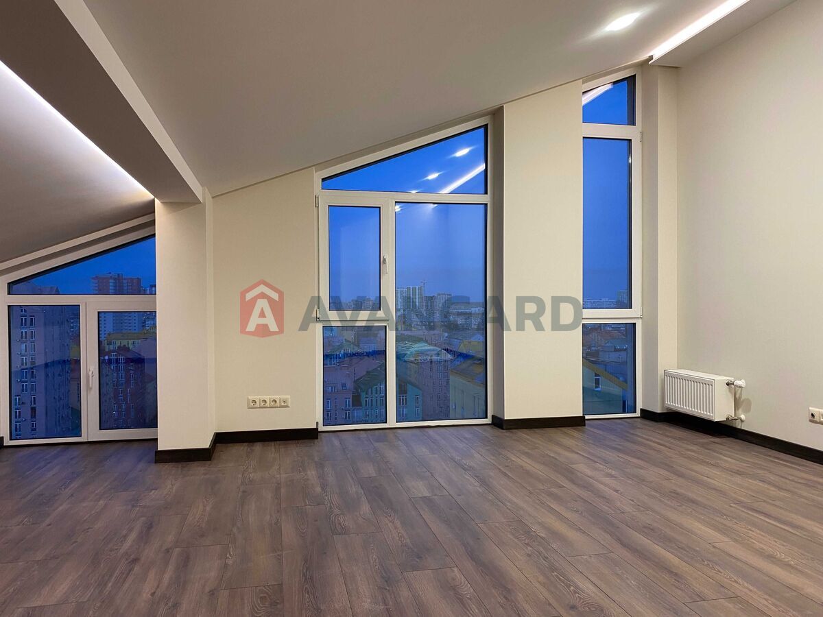 3 ��. ��������, 80/-/18 ��. �., 16/16 ������ ���� 1