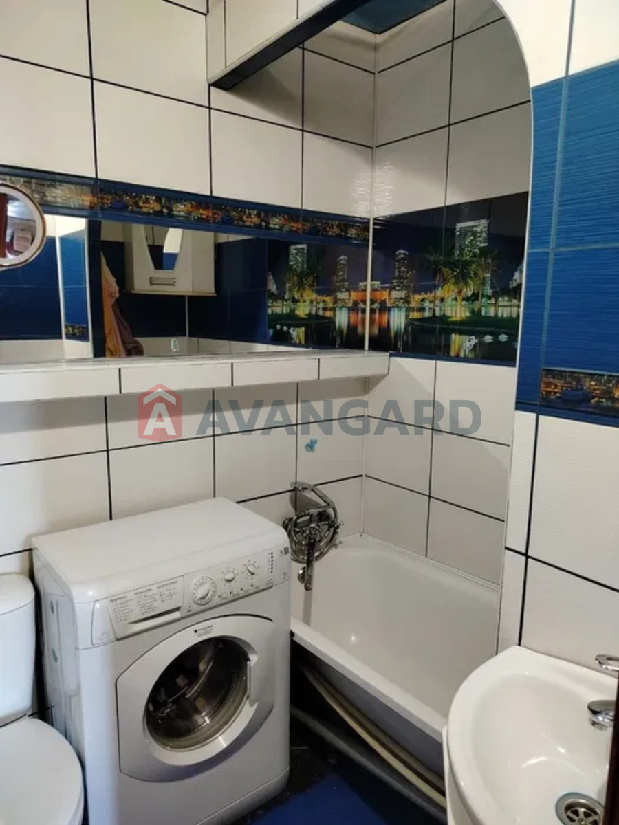 2 ��. ��������, 32/-/6 ��. �., 4/4 ������ ���� 8