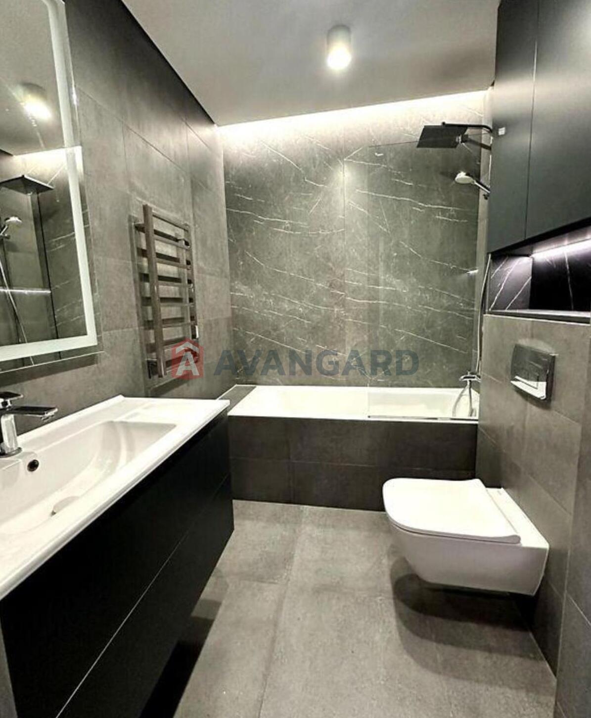 1 ��. ��������, 48/13/22 ��. �., 4/7 ������ ���� 10