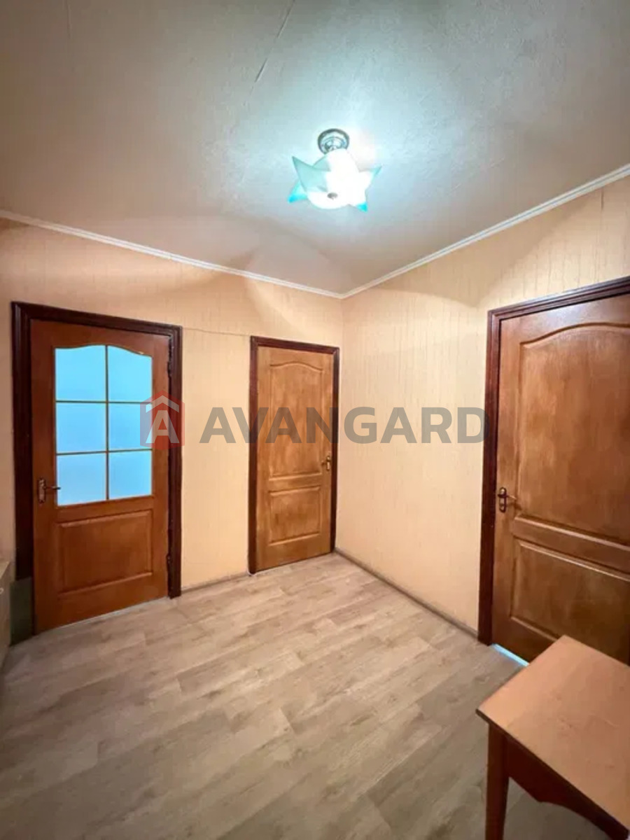 3 кім. квартира, 75/-/8 кв. м., 9/9 поверх фото 19 3 кім. квартира, 75/-/8 кв. м., 9/9 поверх фото 19