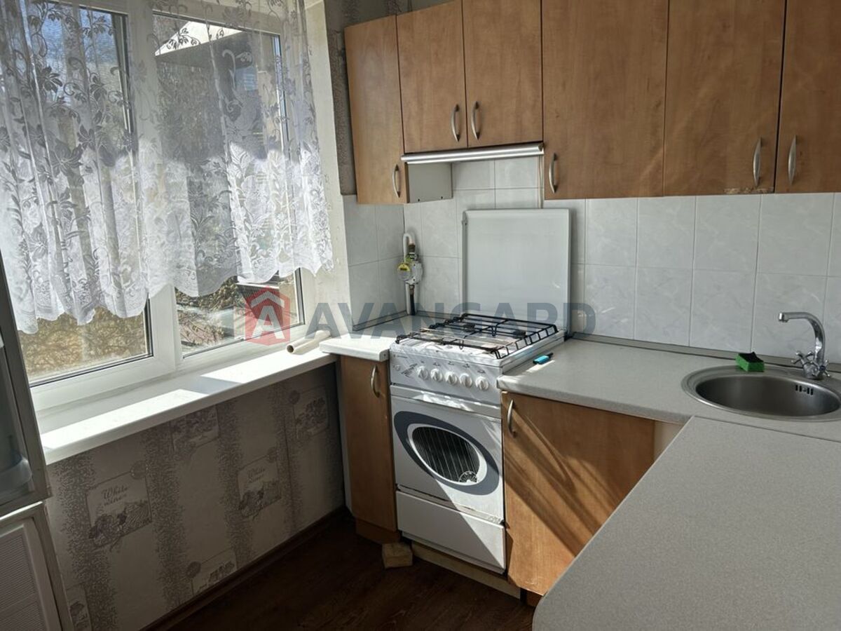 1 ��. ��������, 30/-/7 ��. �., 5/5 ������ ���� 1