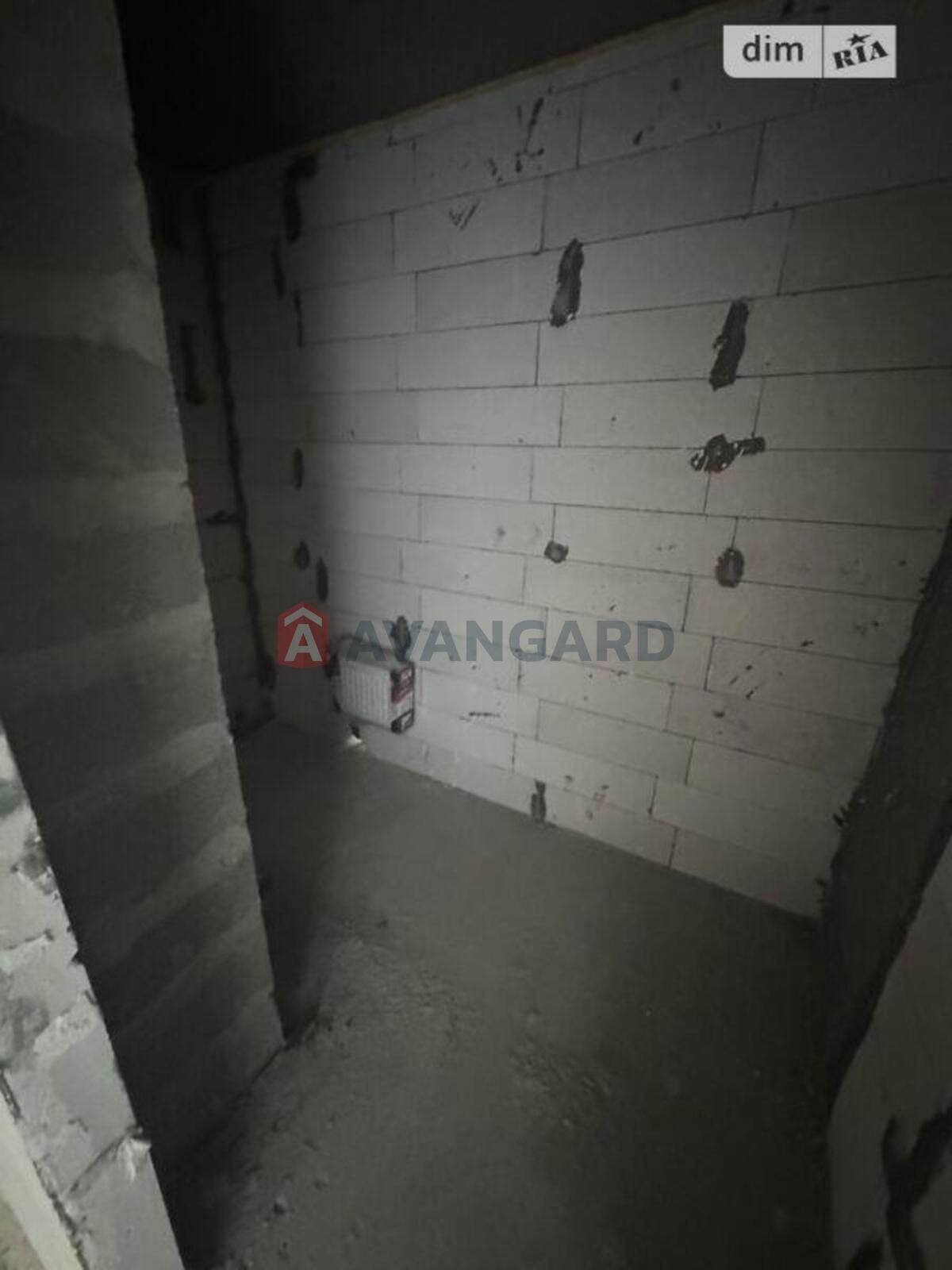 2 ��. ��������, -/-/- ��. �., 10/11 ������ ���� 10