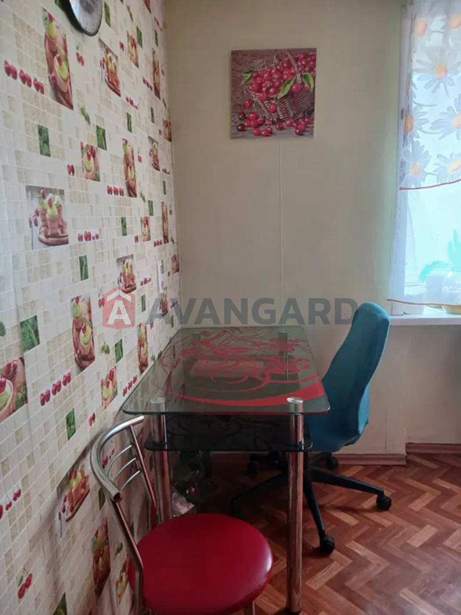 2 ����. ��������, 43/-/6 ��. �., 7/9 ���� ���� 4