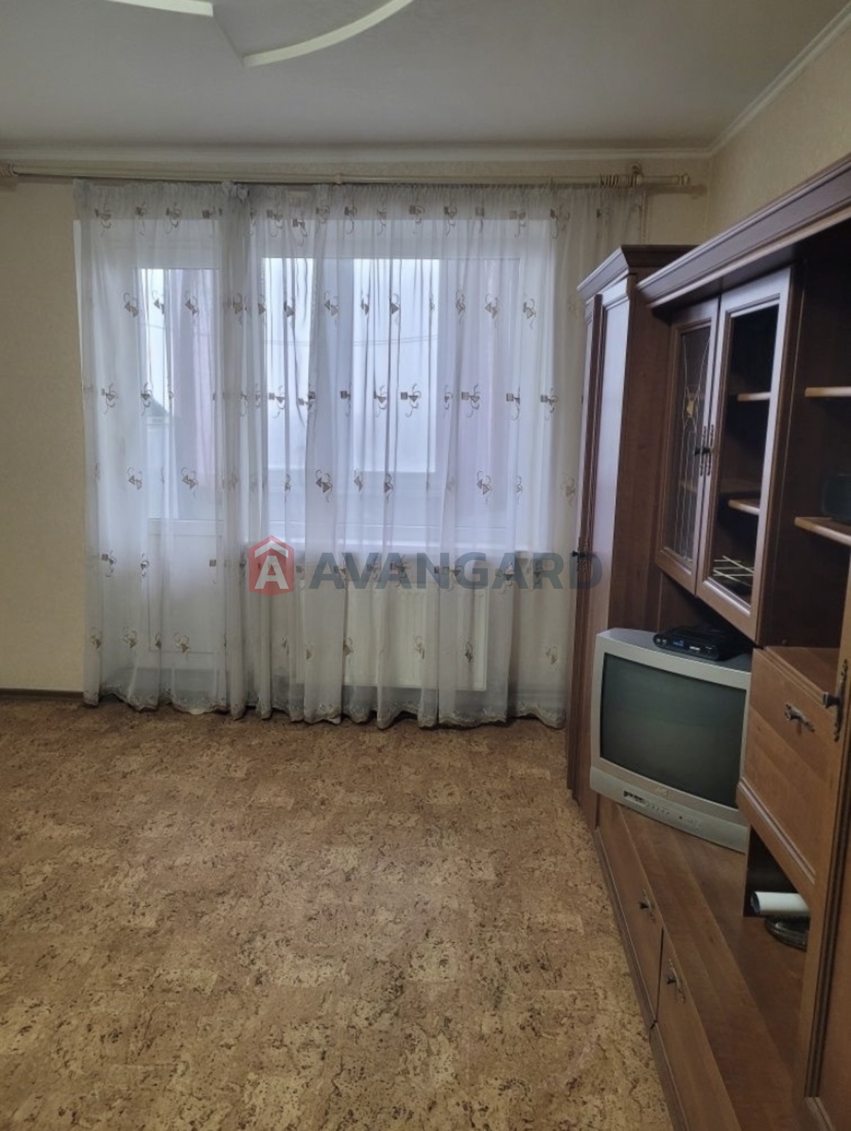 2 ��. ��������, 52/45/7 ��. �., 9/9 ������ ���� 12