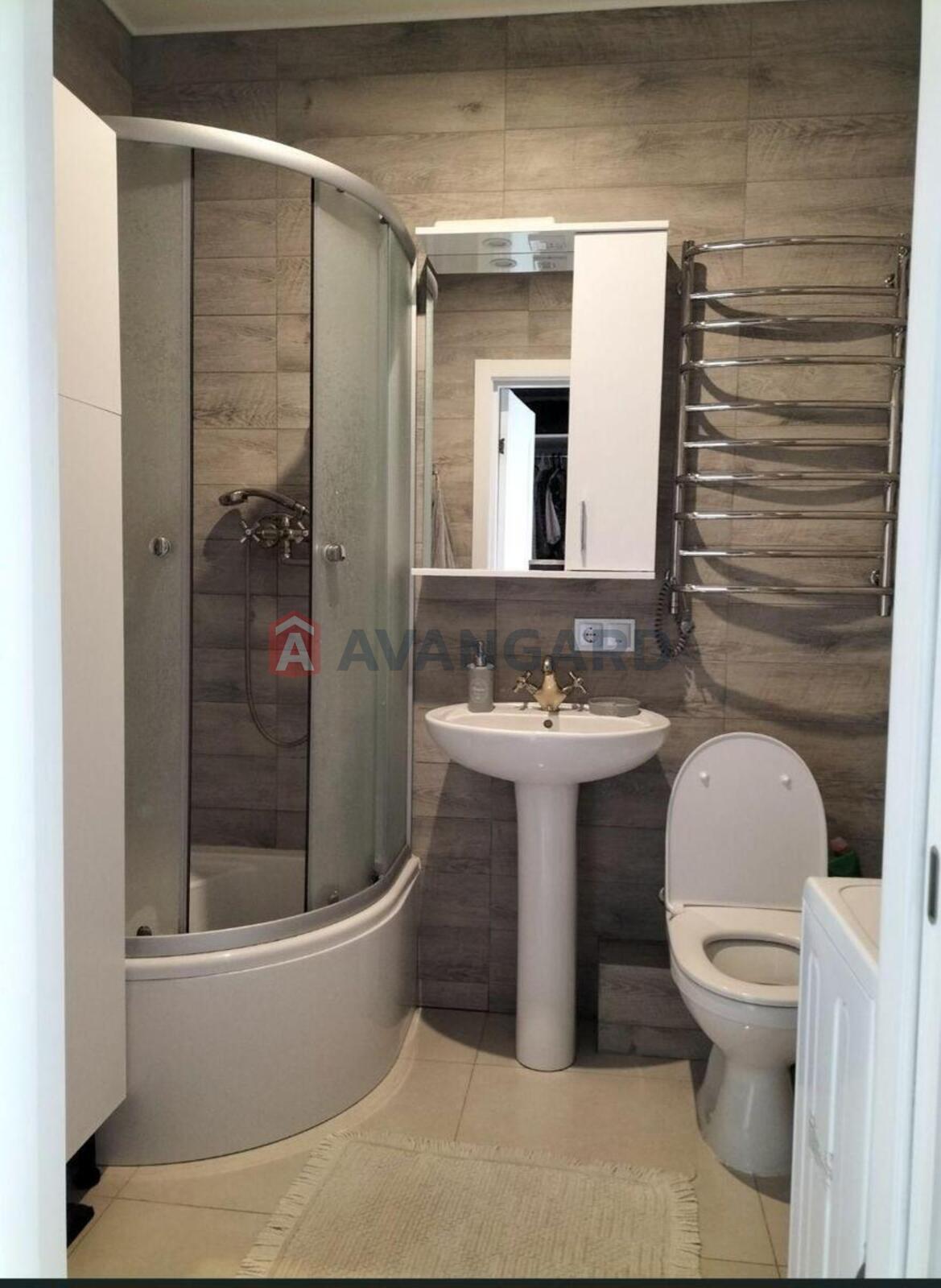 1 ��. ��������, -/-/- ��. �., 10/10 ������ ���� 2