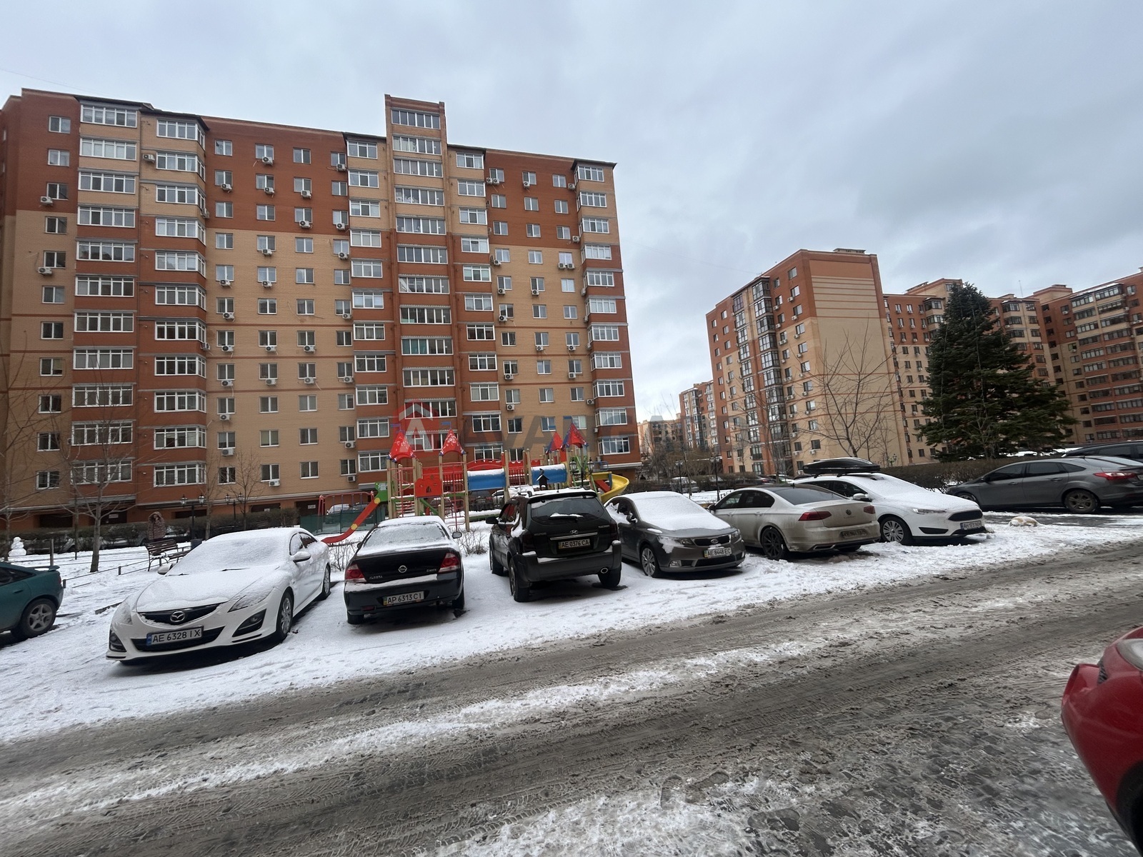 2 ��. ��������, 67,7/33,5/18,9 ��. �., 10/12 ������ ���� 3