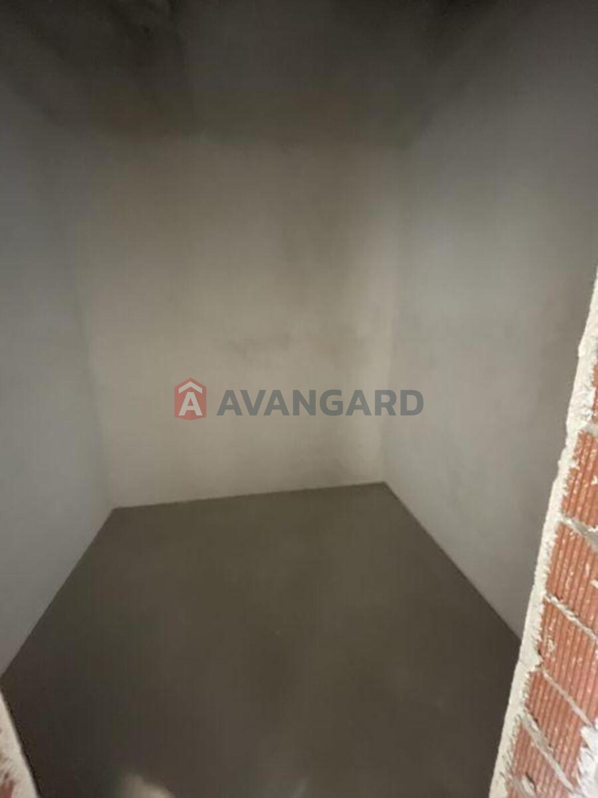 1 ��. ��������, 60/-/22 ��. �., 5/8 ������ ���� 5