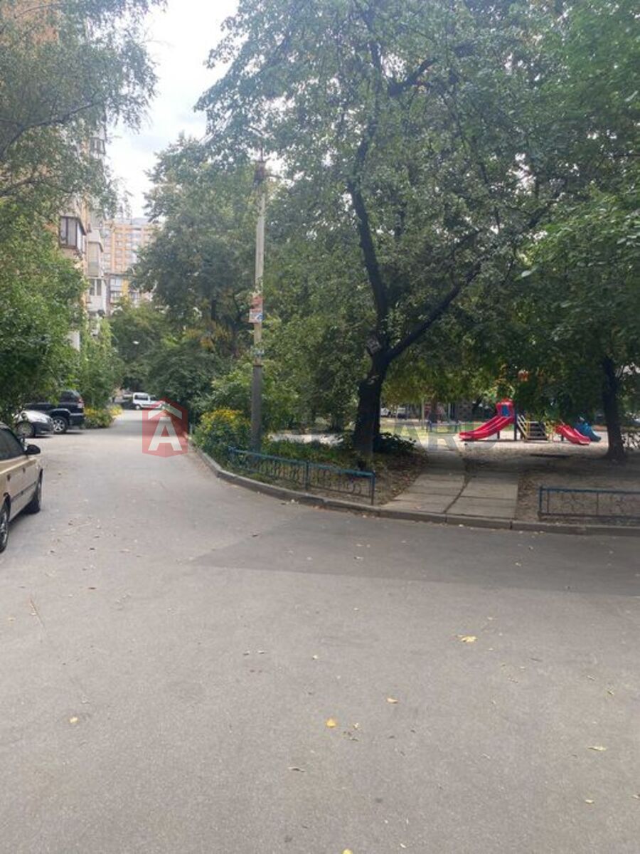 2 ����. ��������, 61/-/9 ��. �., 6/10 ���� ���� 18