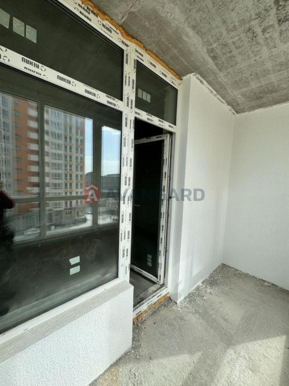 1 ��. ��������, 35/-/10 ��. �., 5/12 ������ ���� 4