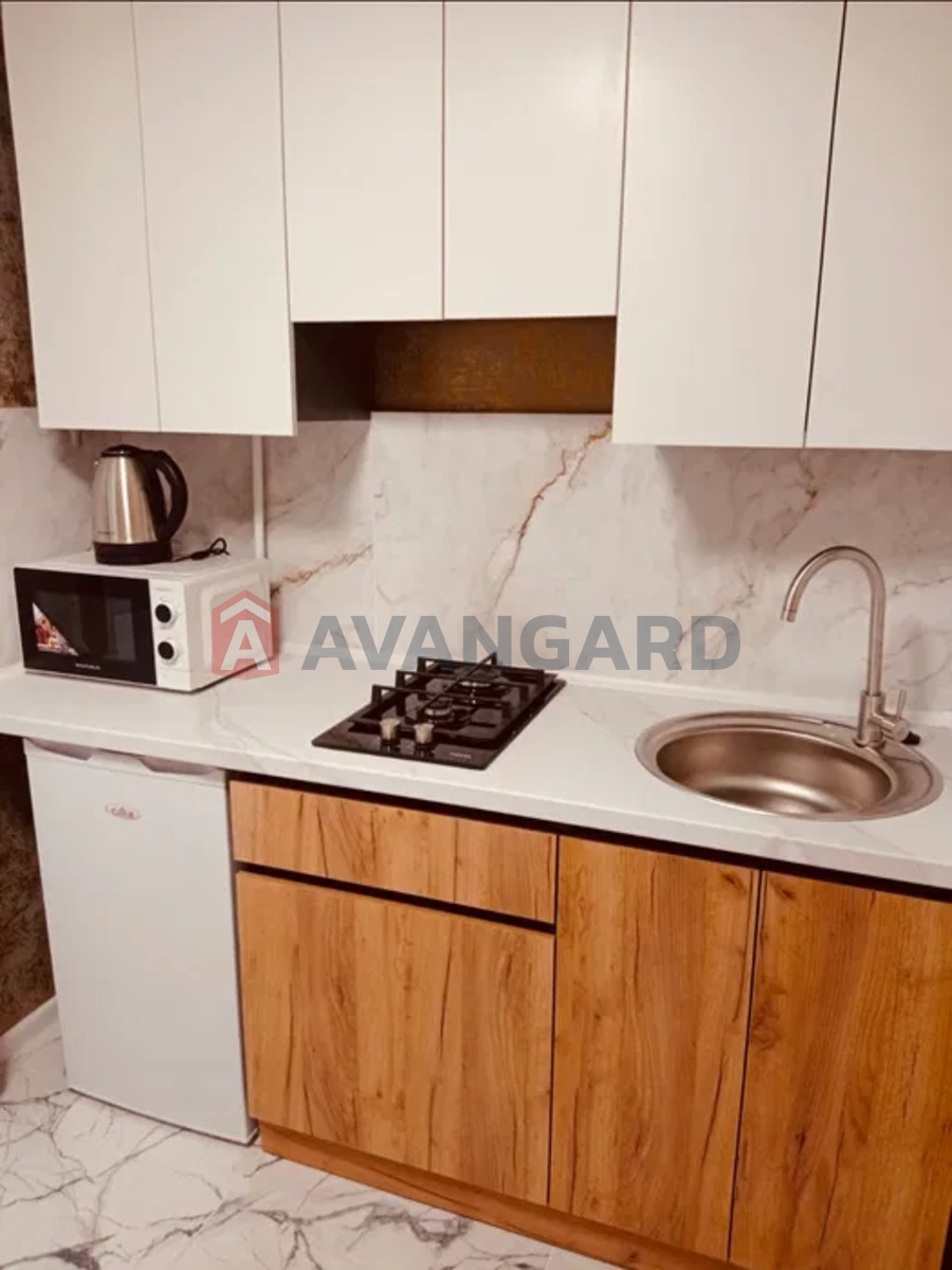 1 ��. ��������, 28,5/14,9/5,5 ��. �., 1/5 ������ ���� 7