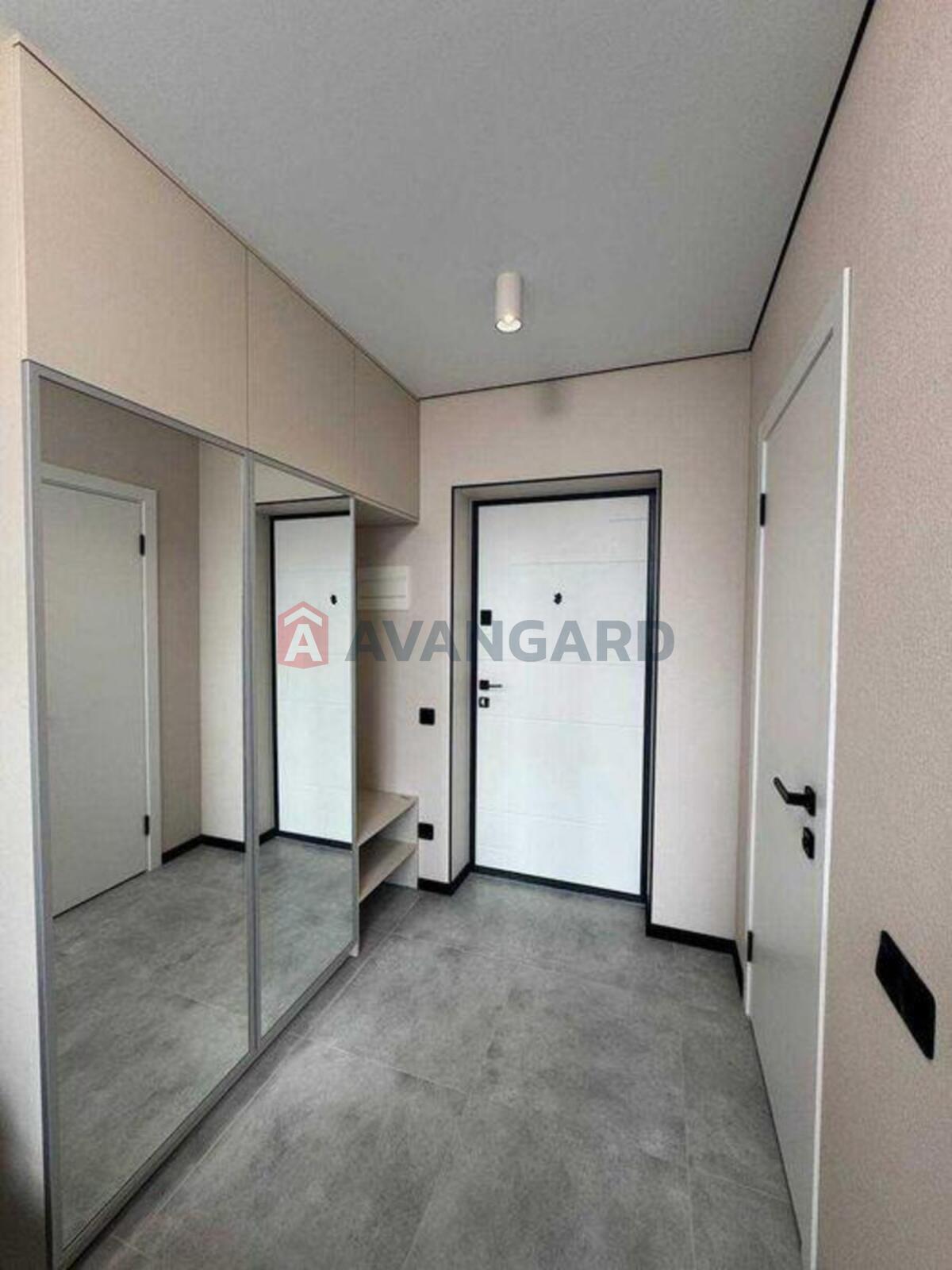 1 ��. ��������, 14/-/6 ��. �., 4/5 ������ ���� 4
