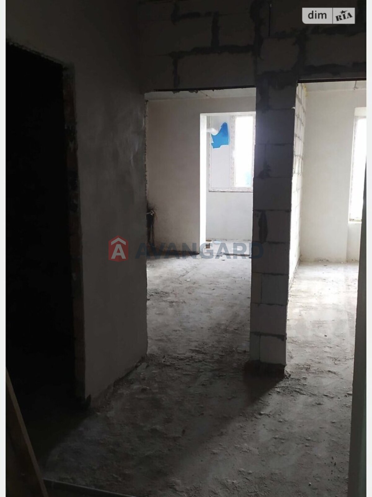 1 ��. ��������, 52/-/18 ��. �., 10/10 ������ ���� 8