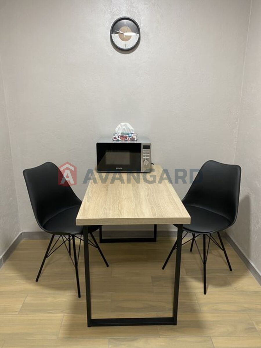 3 ��. ��������, 67/-/8 ��. �., 2/9 ������ ���� 2