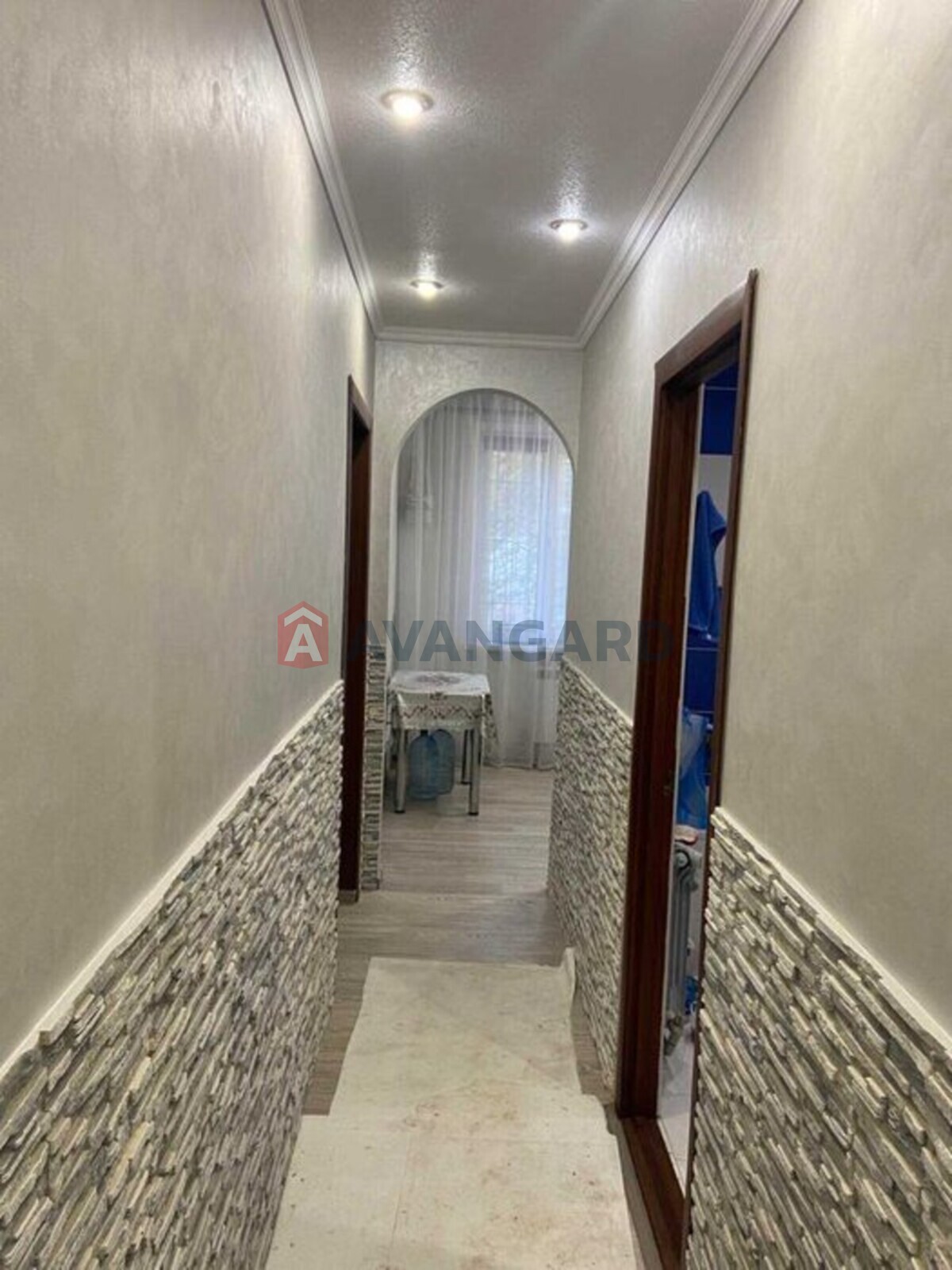 2 . , 56/-/7 . ., 1/2   4