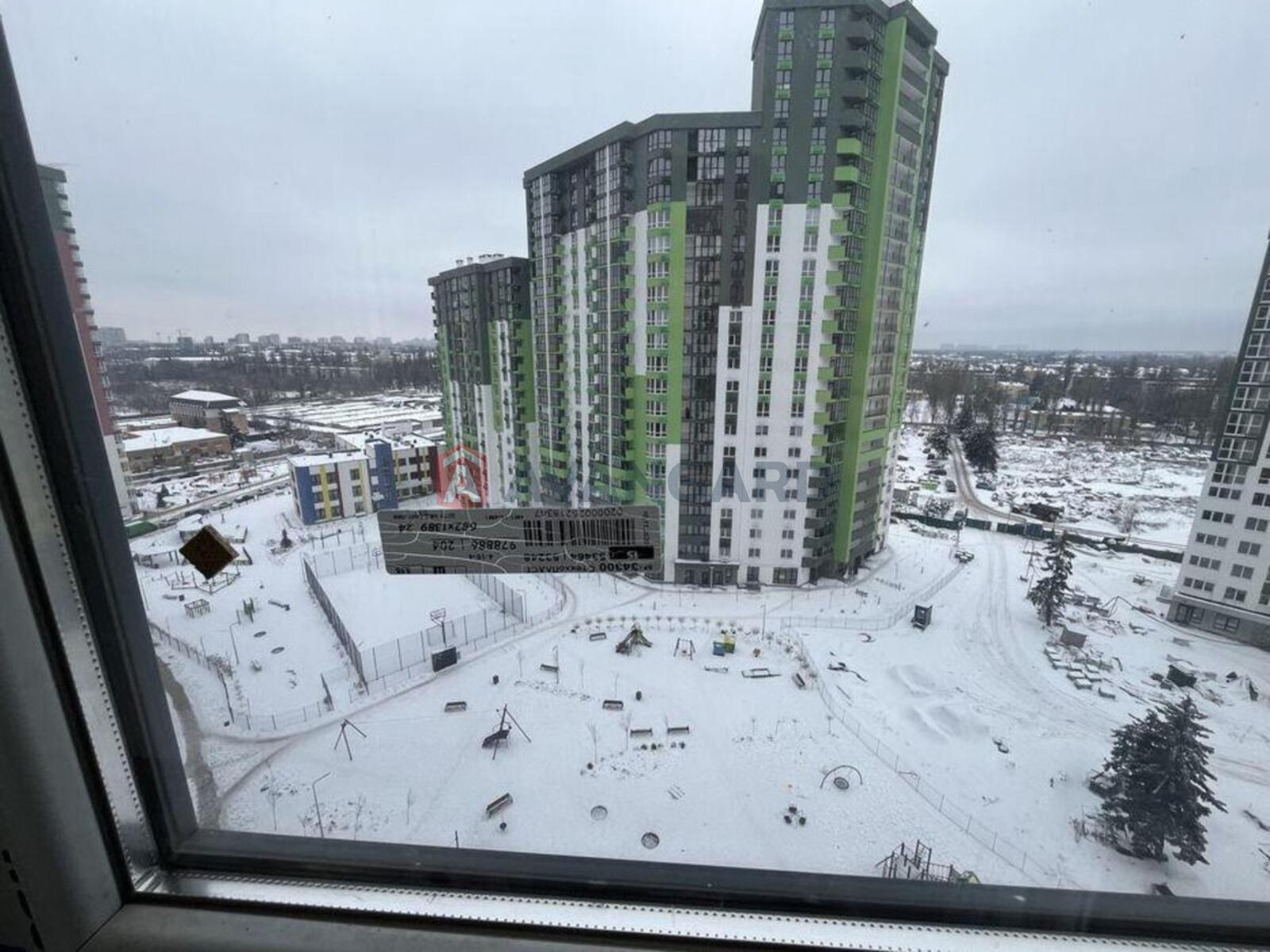 3 ��. ��������, 96/-/16 ��. �., 12/24 ������ ���� 9