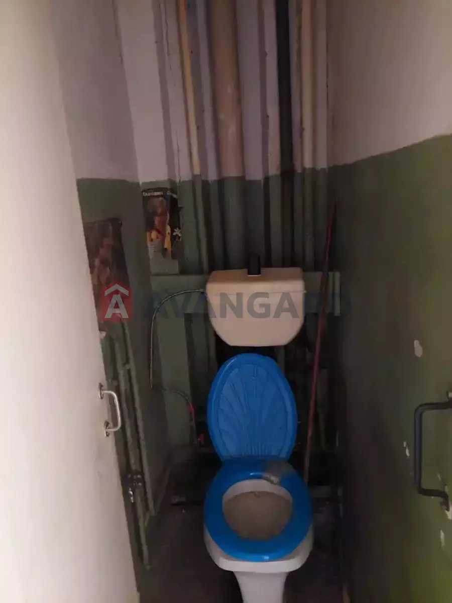 2 ��. ��������, 49/29/7 ��. �., 8/10 ������ ���� 6