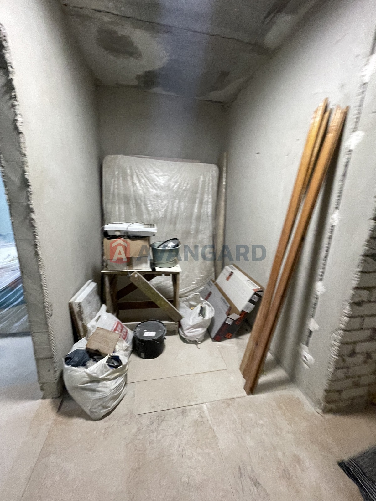 1 ��. ��������, 42/-/14 ��. �., 7/11 ������ ���� 15