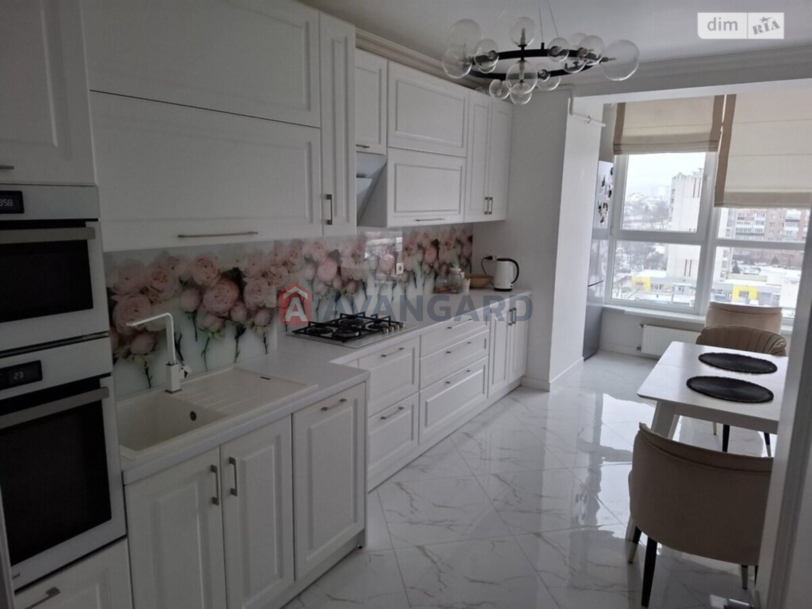 2 ��. ��������, 86/60/20 ��. �., 10/11 ������ ���� 10