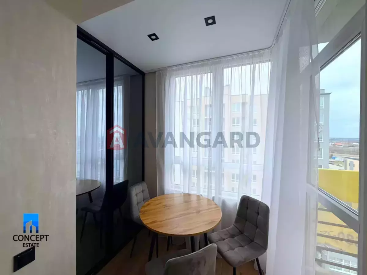 2 ��. ��������, 52/-/- ��. �., 8/10 ������ ���� 3