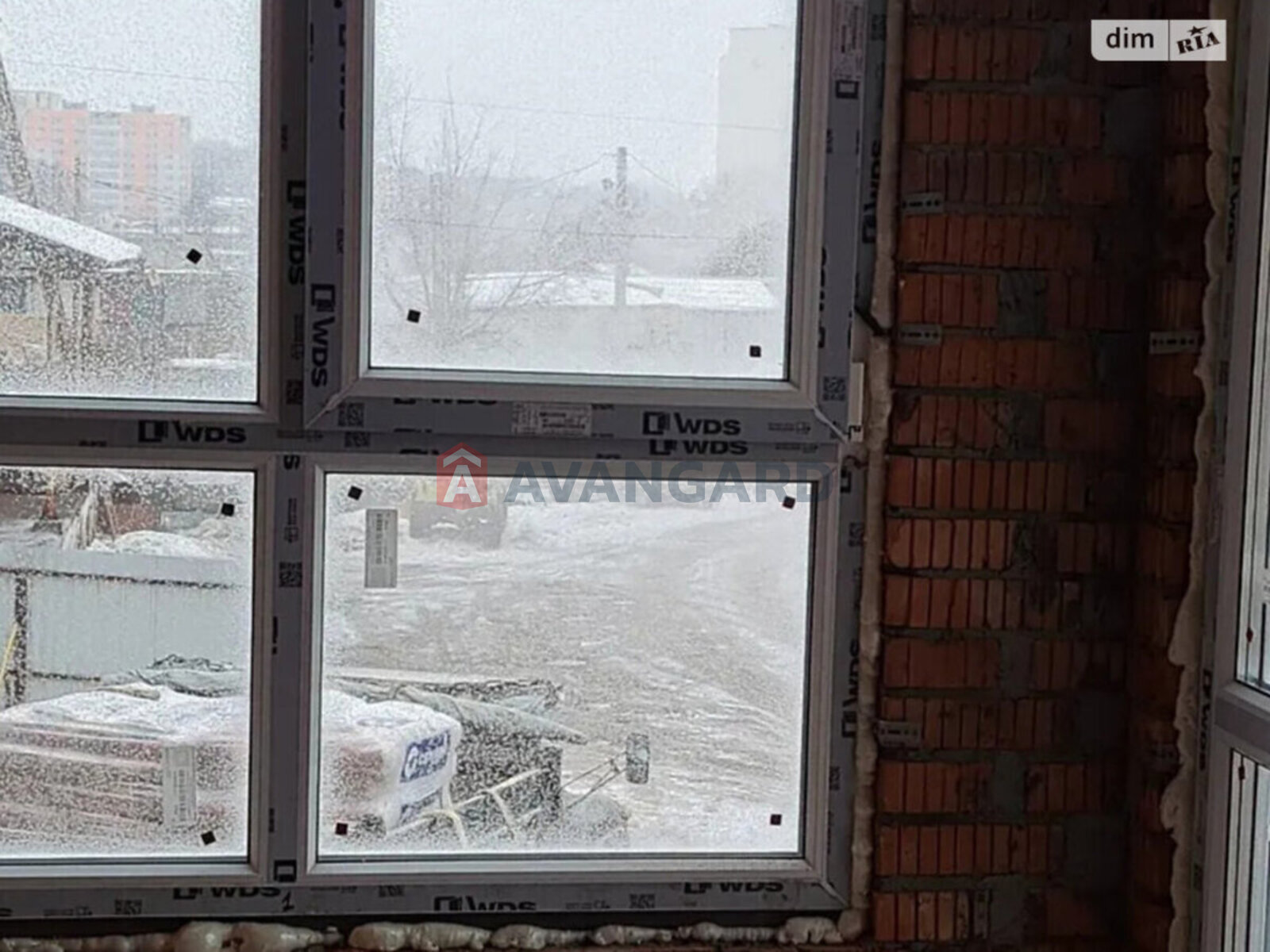 2 ��. ��������, 80/-/- ��. �., 9/10 ������ ���� 7